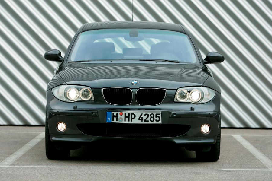  BMW 120d 5-Door (E87) 2004 года  (фото 10 из 37)